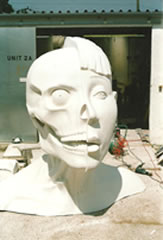 sculpture-enlargement-damien-hirst-virgin-mother-image2pv